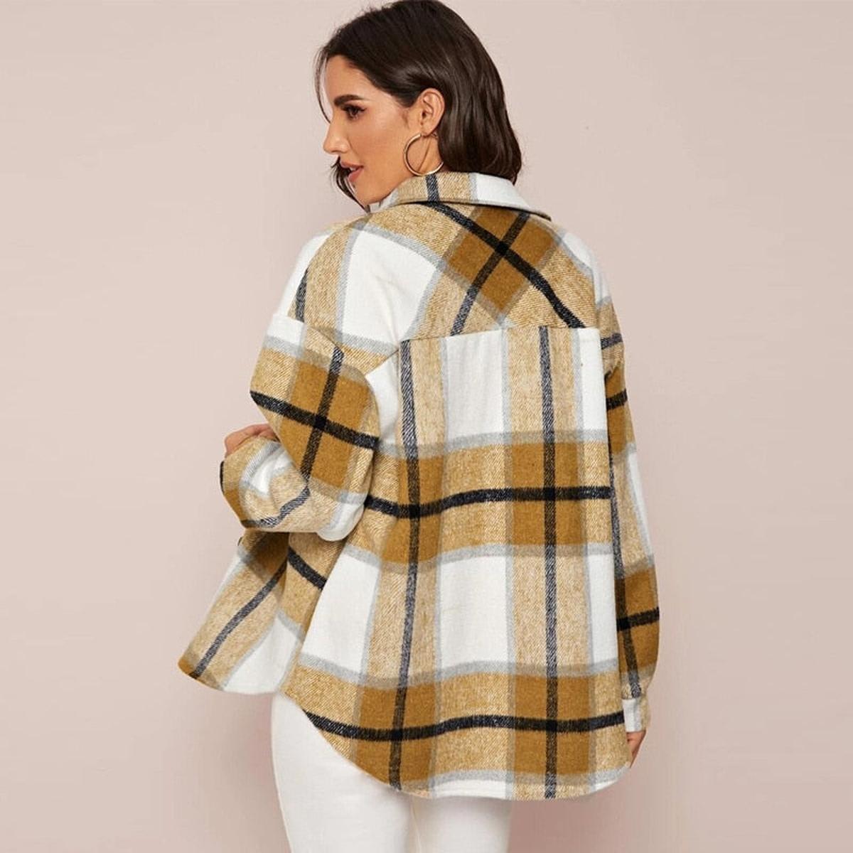 Dames Ruitjas Met Knopen En Relaxed Fit