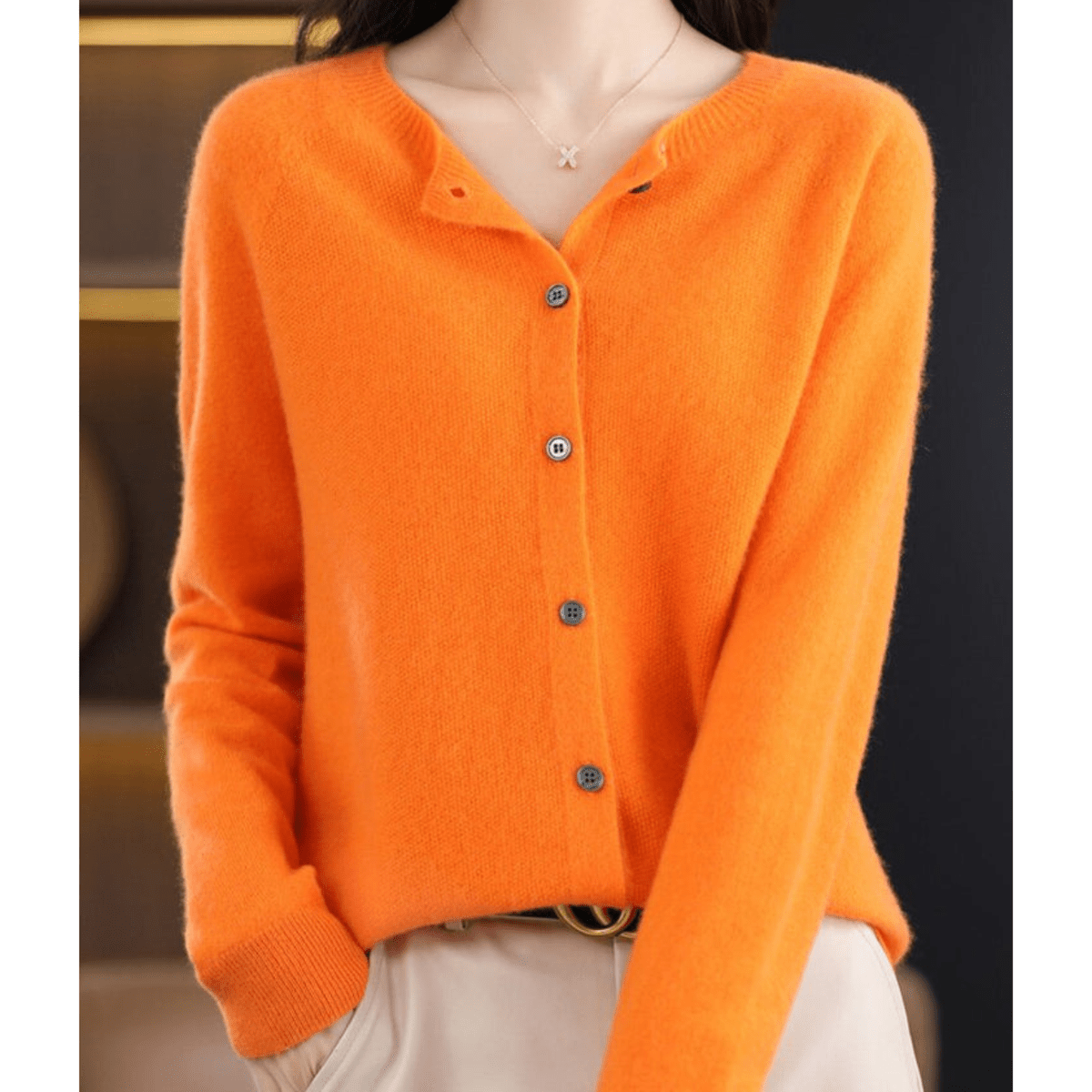Dames V-hals Cardigan Pullover met Knoopdetails