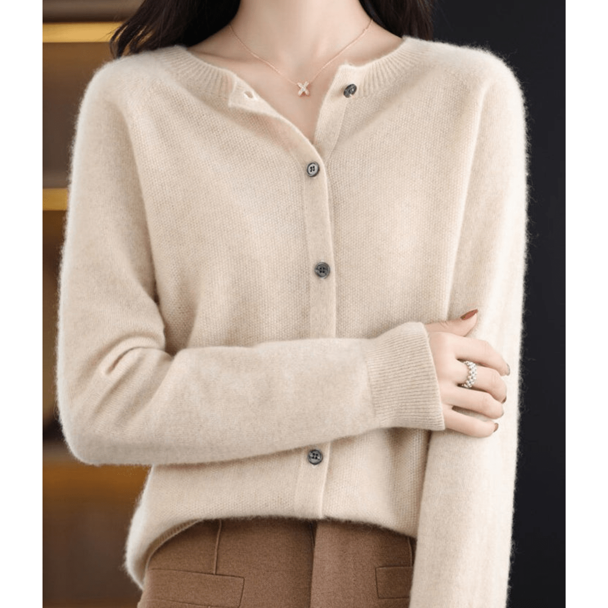 Dames V-hals Cardigan Pullover met Knoopdetails