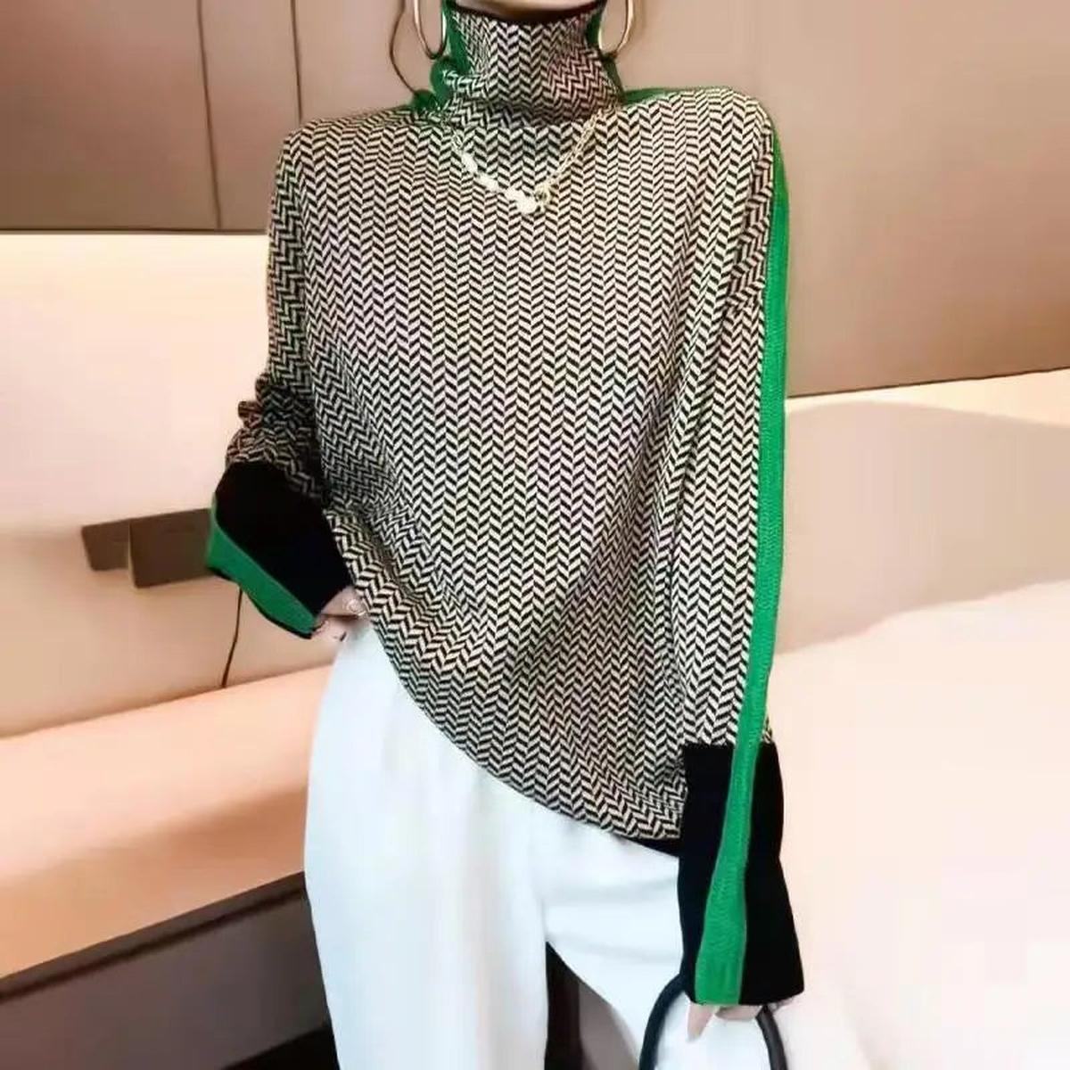 Dames Zachte Roll Neck Sweater Voor Winterse Comfort En Stijl