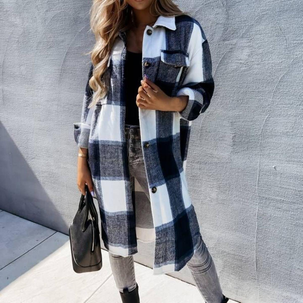 Damesjas Met Moderne Accenten Voor Comfortabele Stijl