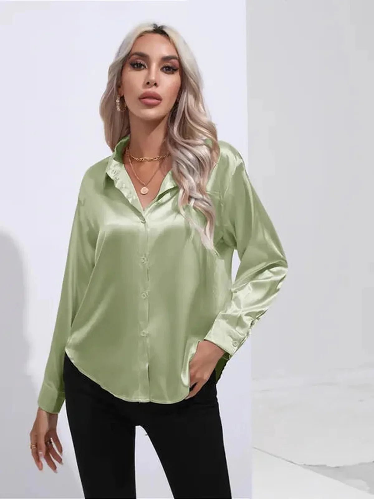Dames Losse Satijnen Blouse met Lange Mouwen - Harlett