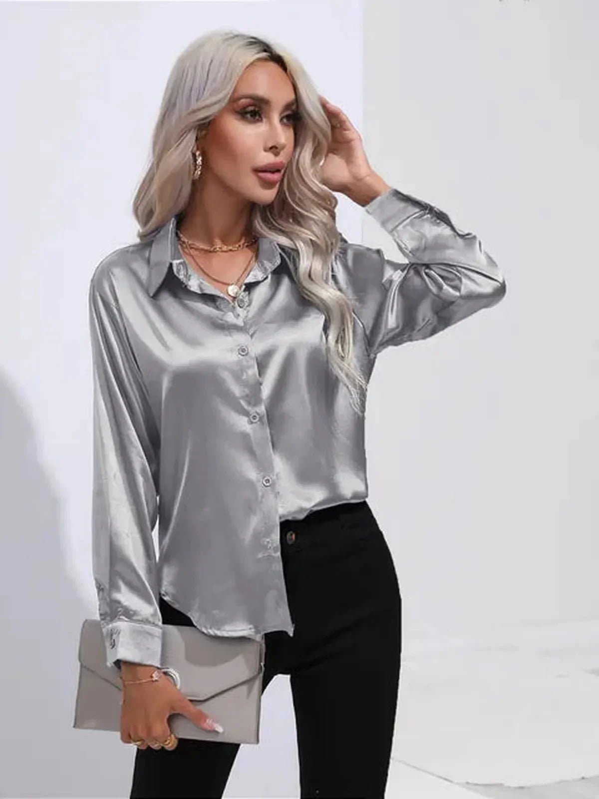 Dames Losse Satijnen Blouse met Lange Mouwen - Harlett