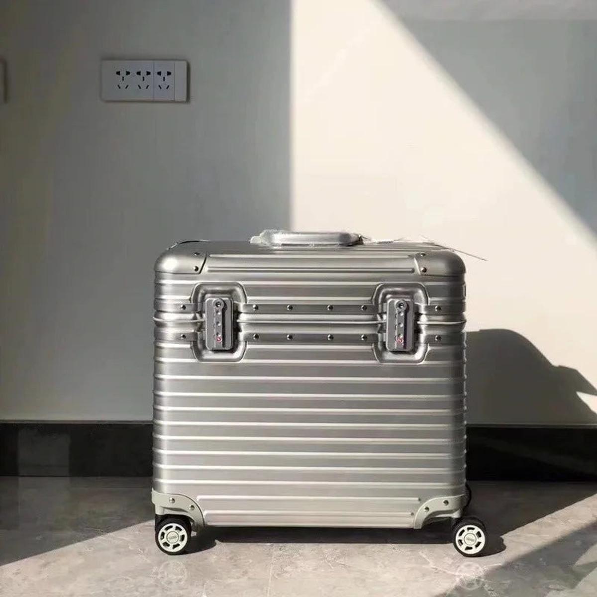 Aluminium-Magnesium Harde Koffer Met 360° Spinner Wielen Voor Luxe Reizen