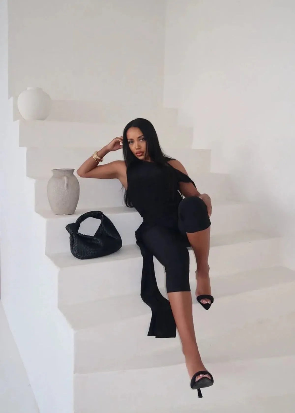 Asymmetrische Top met Eén Schouder en Capri Broek Set