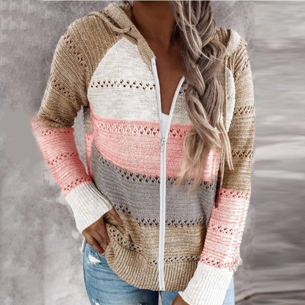 Capuchon Cardigan Met Zakken Van Zacht Gebreid Materiaal