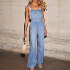 Comfortabele Denim Jumpsuit met Verstelbare Bandjes en Flared Pijpen