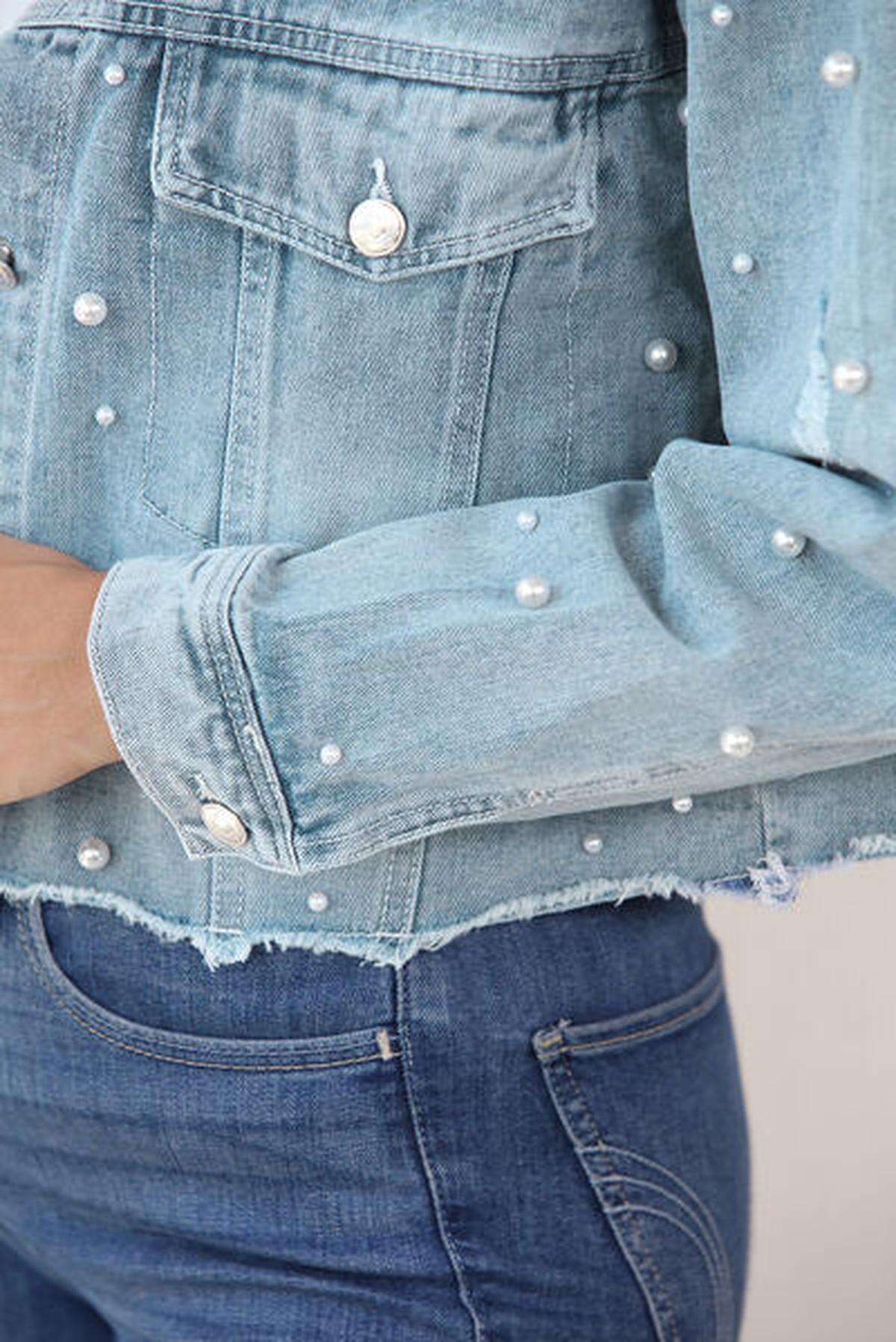 Dames Denim Jack met Parels & Raw Hem