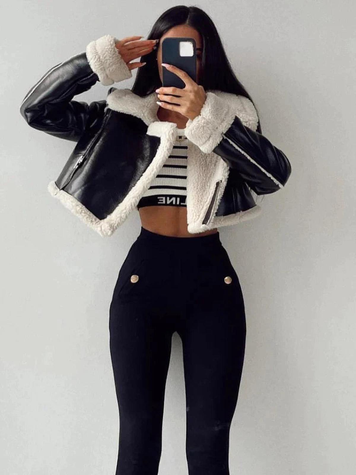 Dames Korte Jas met Fleecevoering voor Warmte en Stijl