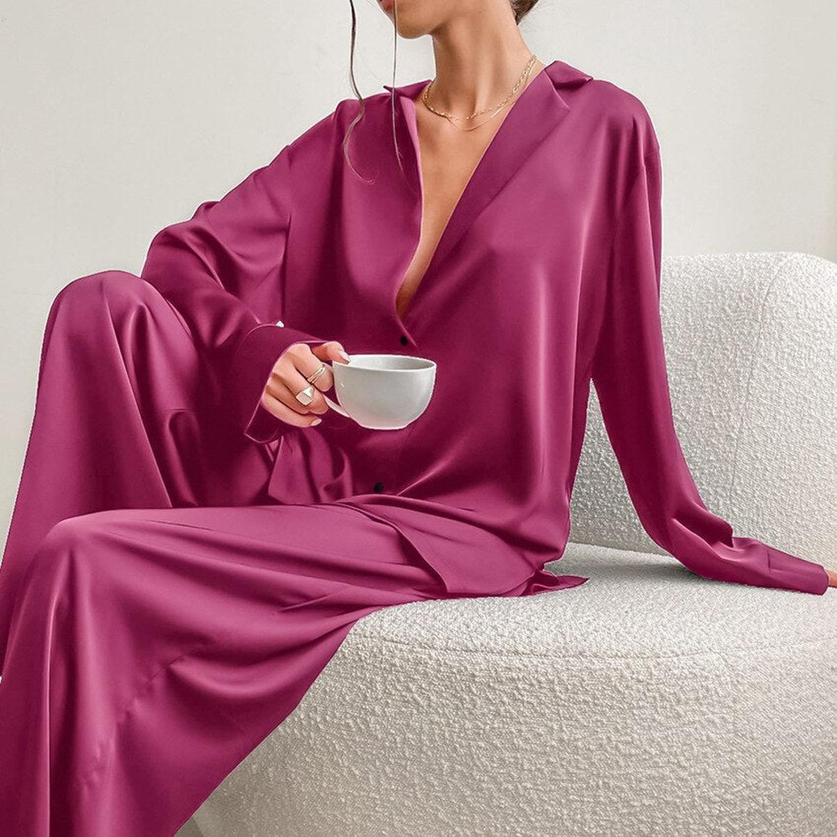 Elegante Satijnen Twee-Delige Pyjama Set Met Notch-Kraag