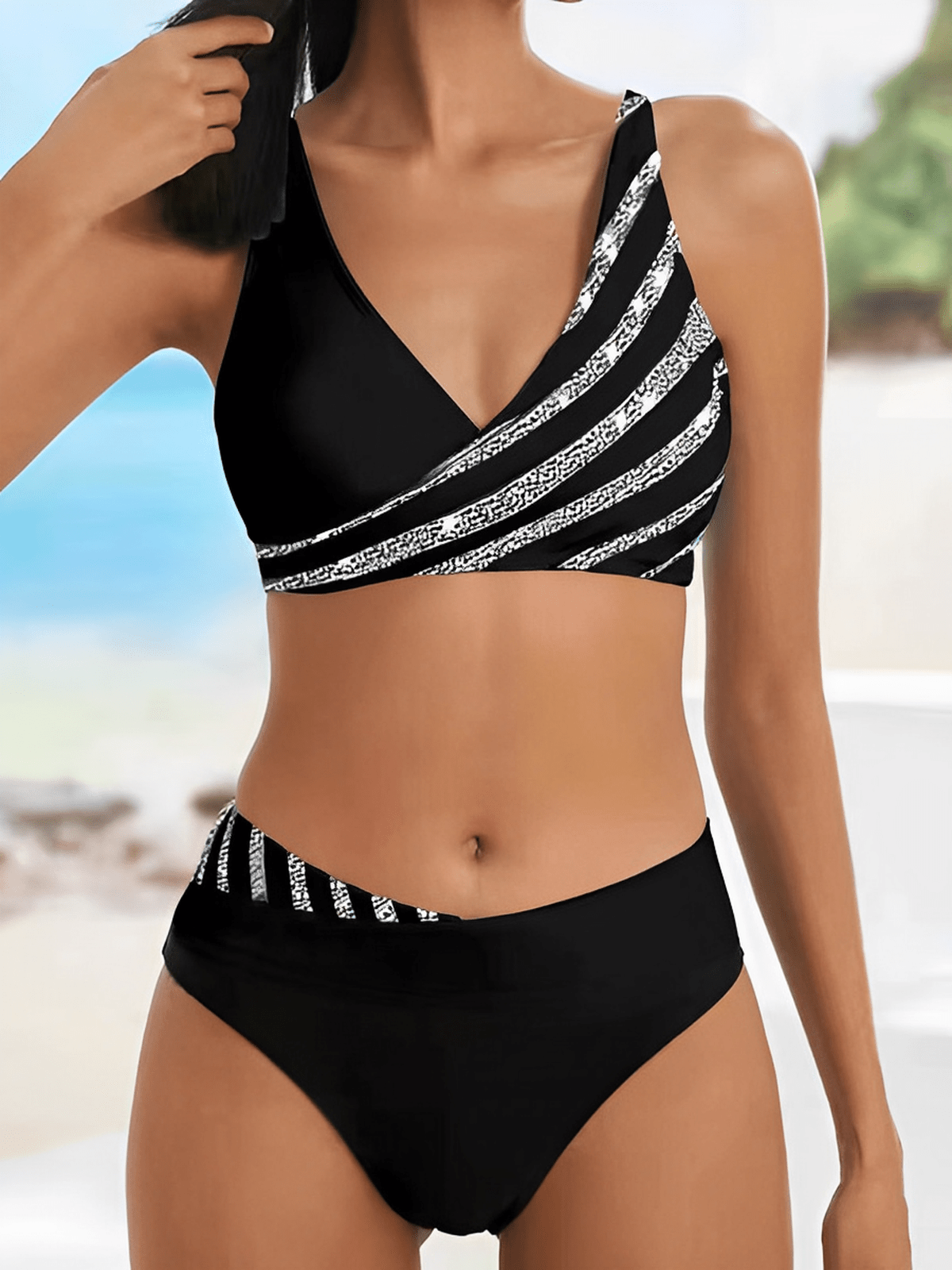 Feminine Striped Bikini Badpak Voor Vrouwen Met Flatterende Pasvorm