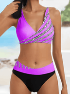 Feminine Striped Bikini Badpak Voor Vrouwen Met Flatterende Pasvorm