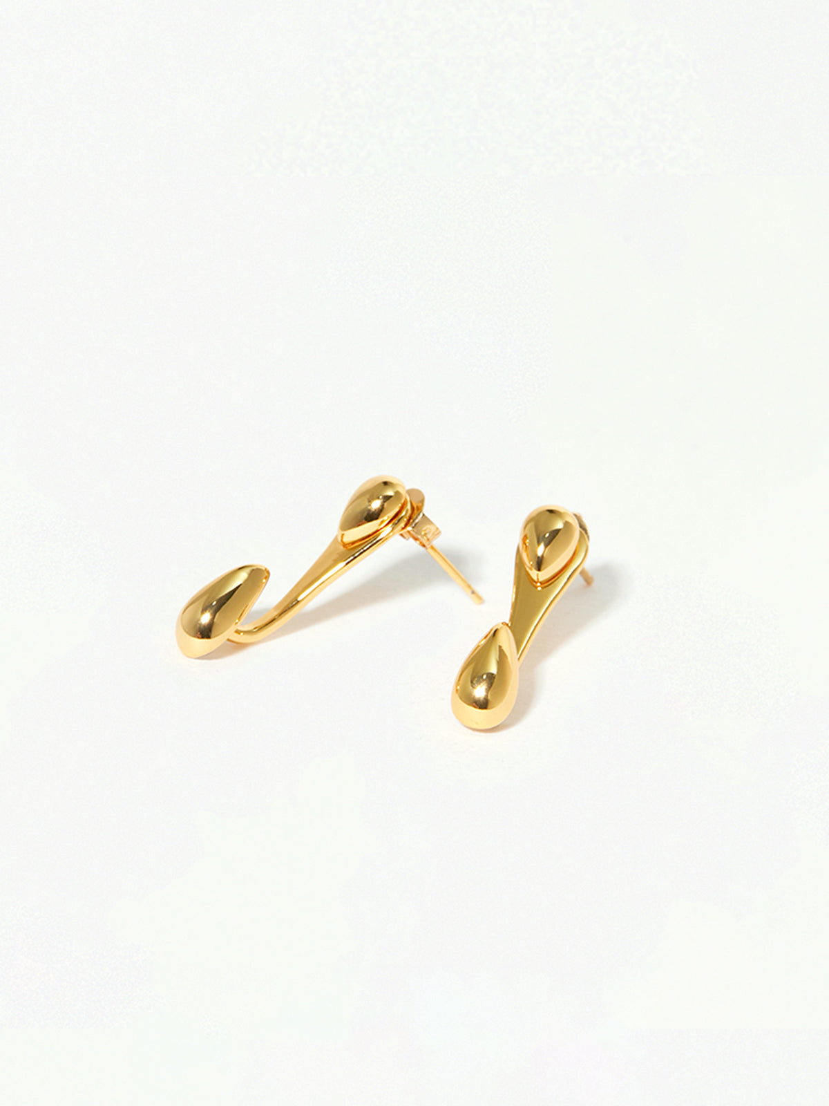 Gold Plated Druppelvormige Stud Oorbellen