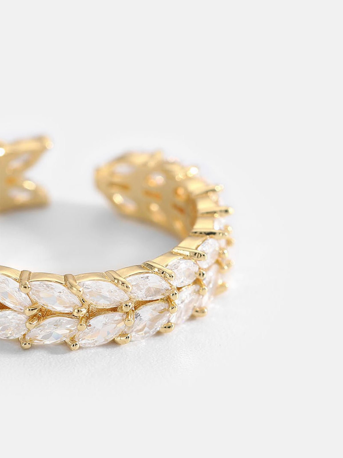 Gold Plated Ring met bladeren van zirkonia