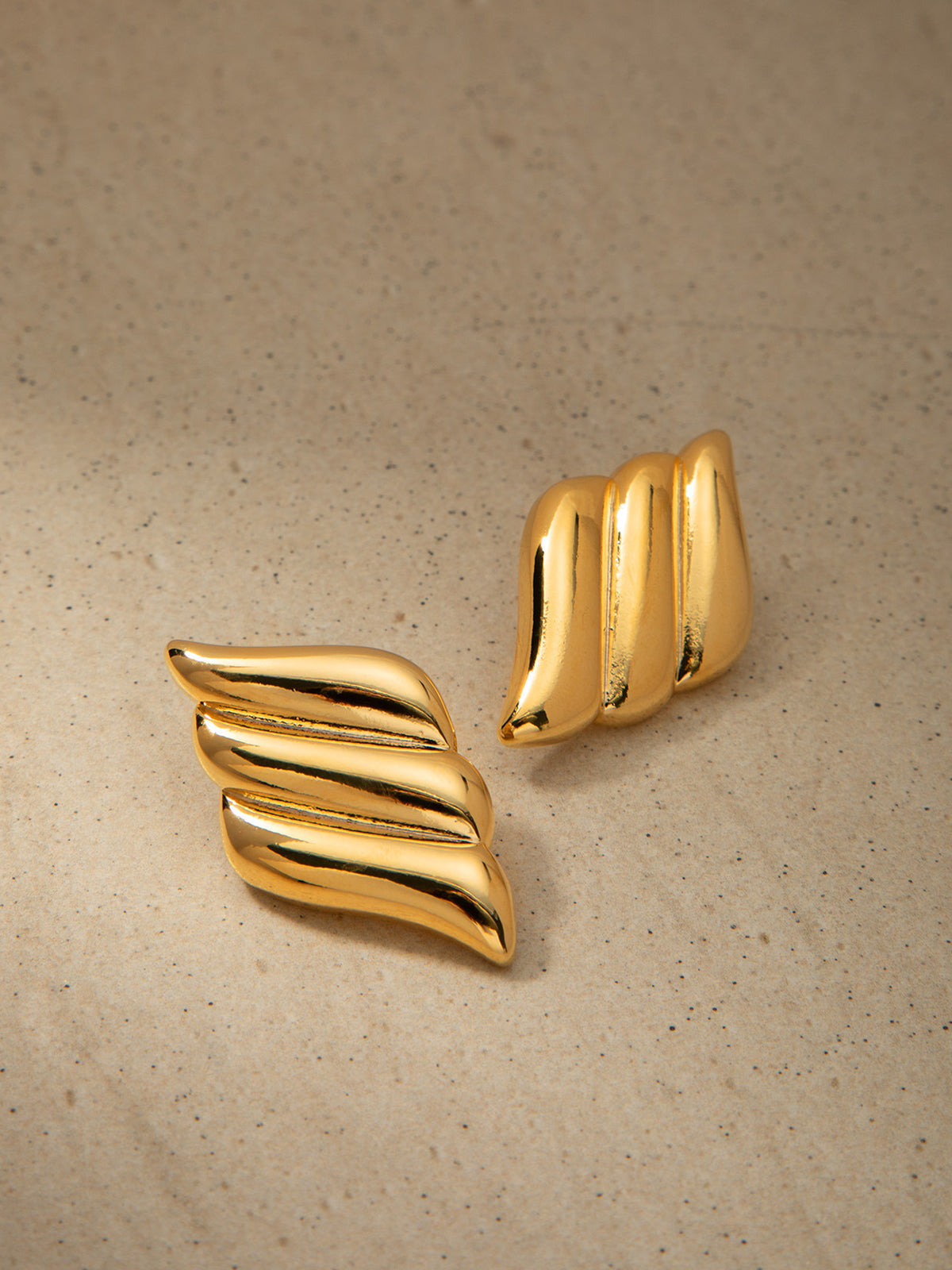 Gold Plated Vleugel Oorbellen