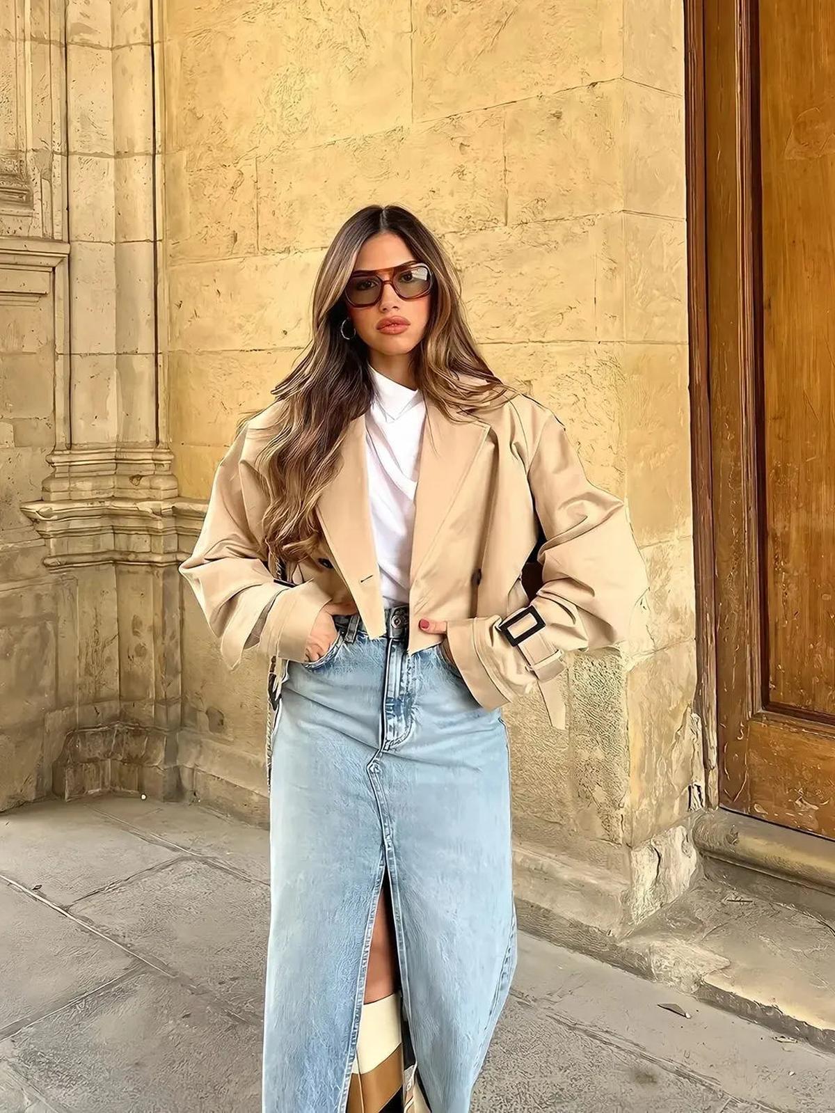 Klassieke Beige Dames Korte Tussenjas Voor Elke Gelegenheid