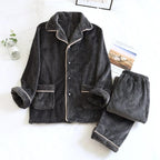 Klassieke Dames Slaapset Voor Comfort En Stijl