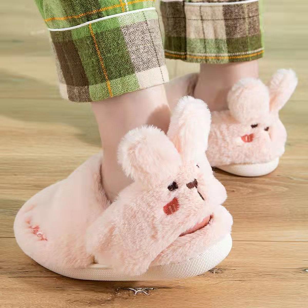 Knusse Konijnenslippers Met Antislip Zool Voor Thuisgebruik