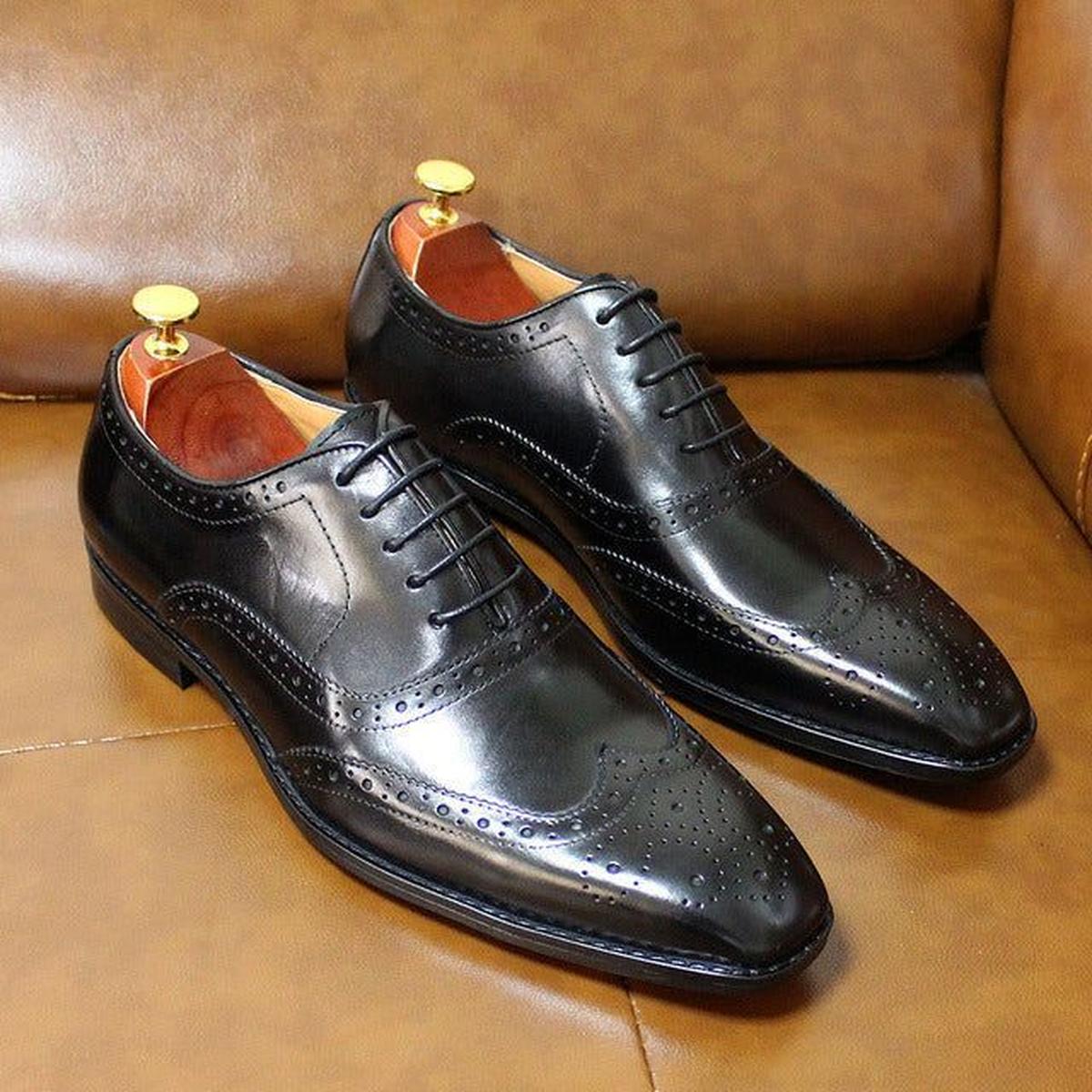 Leren Oxford Schoenen Met Wingtip Brogue Details