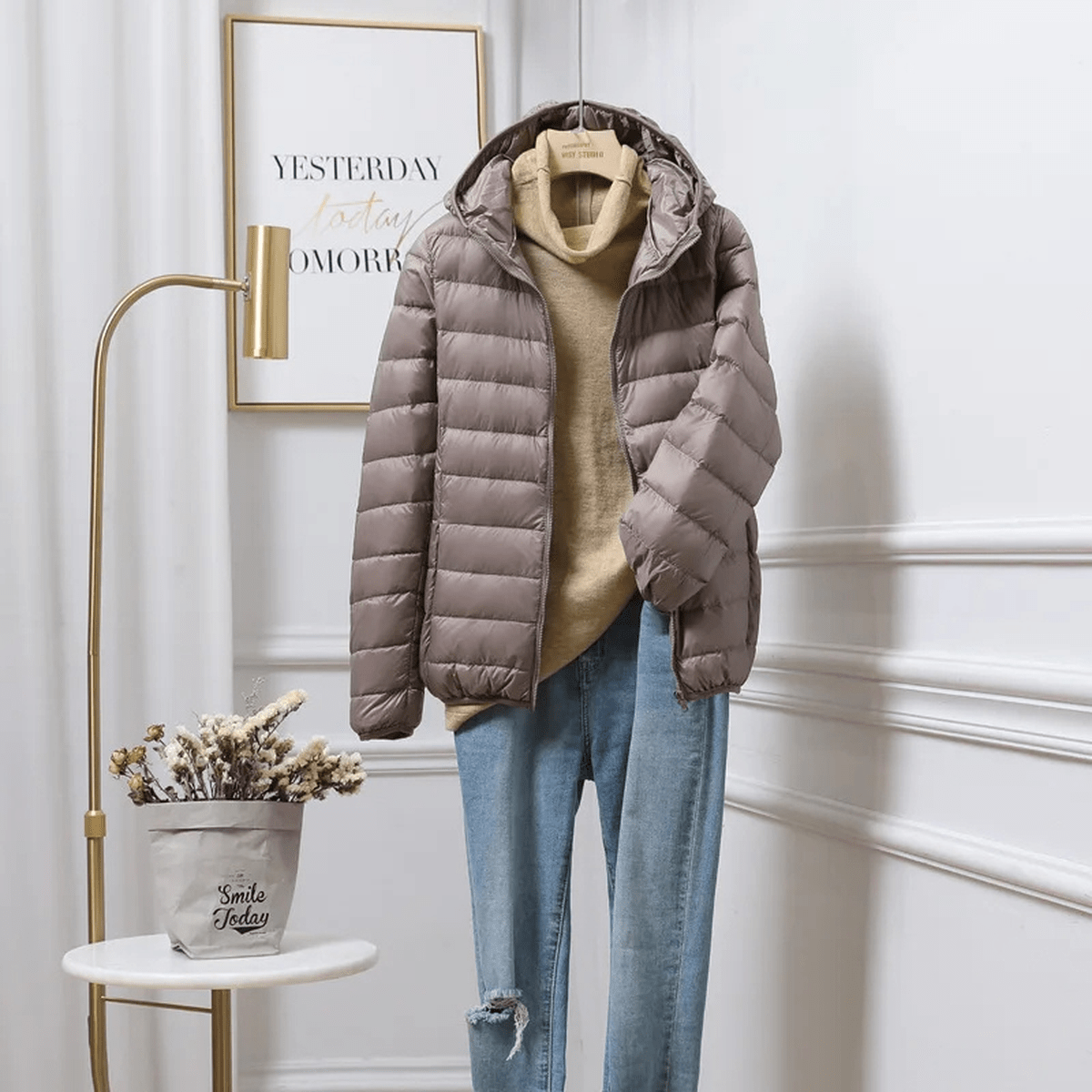 Lichtgewicht Gewatteerd Capuchon Puffer Jacket Voor Dames