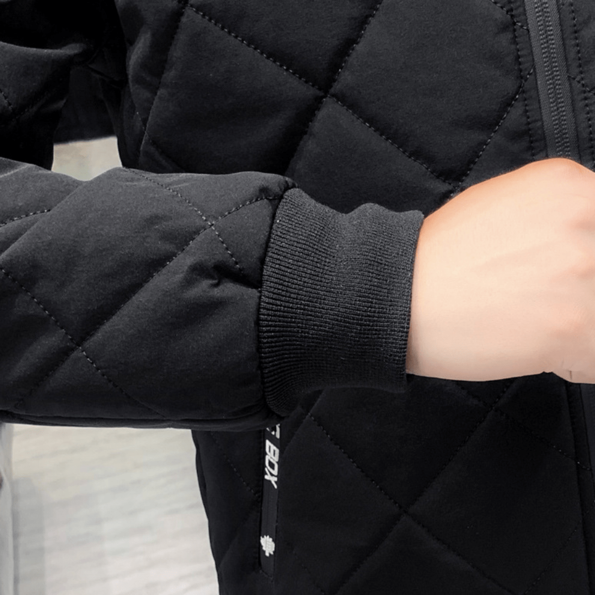Lichtgewicht Hooded Jacket voor Mannen met Relaxte Pasvorm