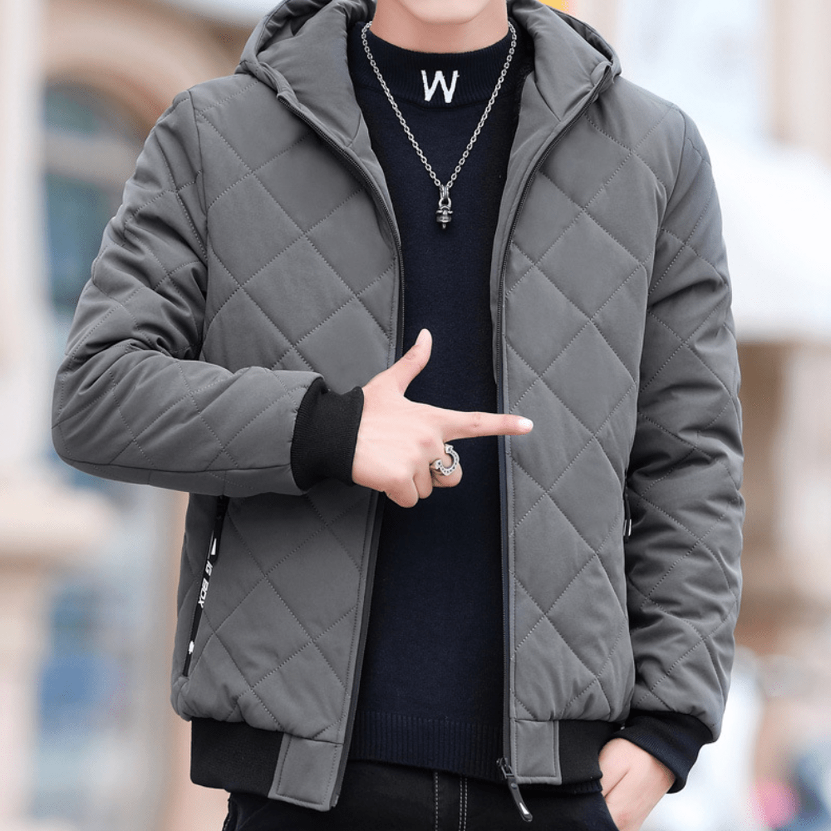 Lichtgewicht Hooded Jacket voor Mannen met Relaxte Pasvorm