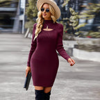 Moderne Jurk Voor Vrouwen Met Gedetailleerde Accenten