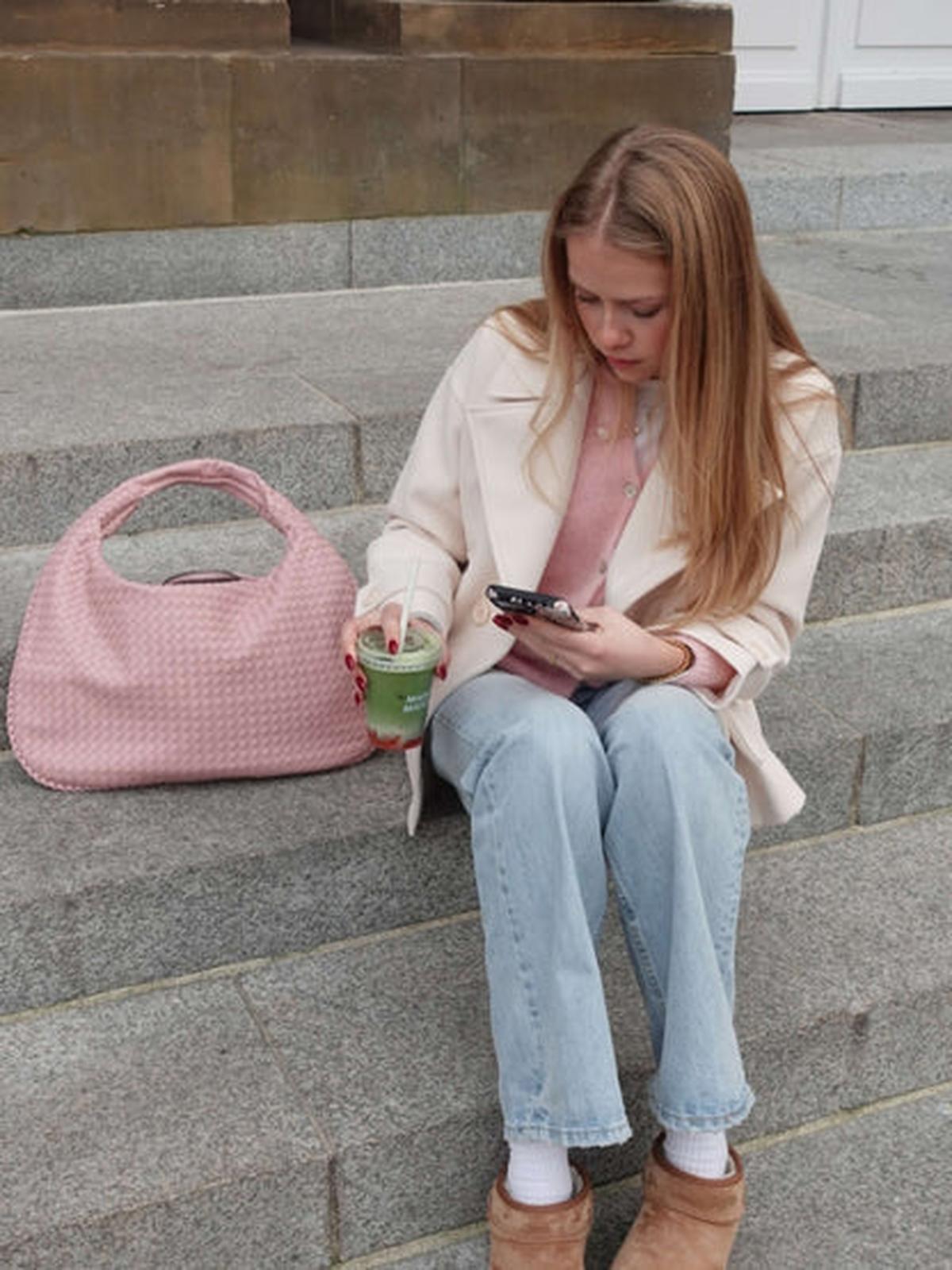 Stijlvolle Vegan Leren Draagtas Voor Vrouwen Met Ruime Hoofdfunctie