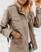 Tussenjas voor Dames met Getailleerde Pasvorm